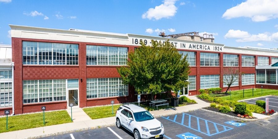 300-American-Metro-Blvd-Hamilton-NJ-Building-Photo-1-LargeHighDefinition